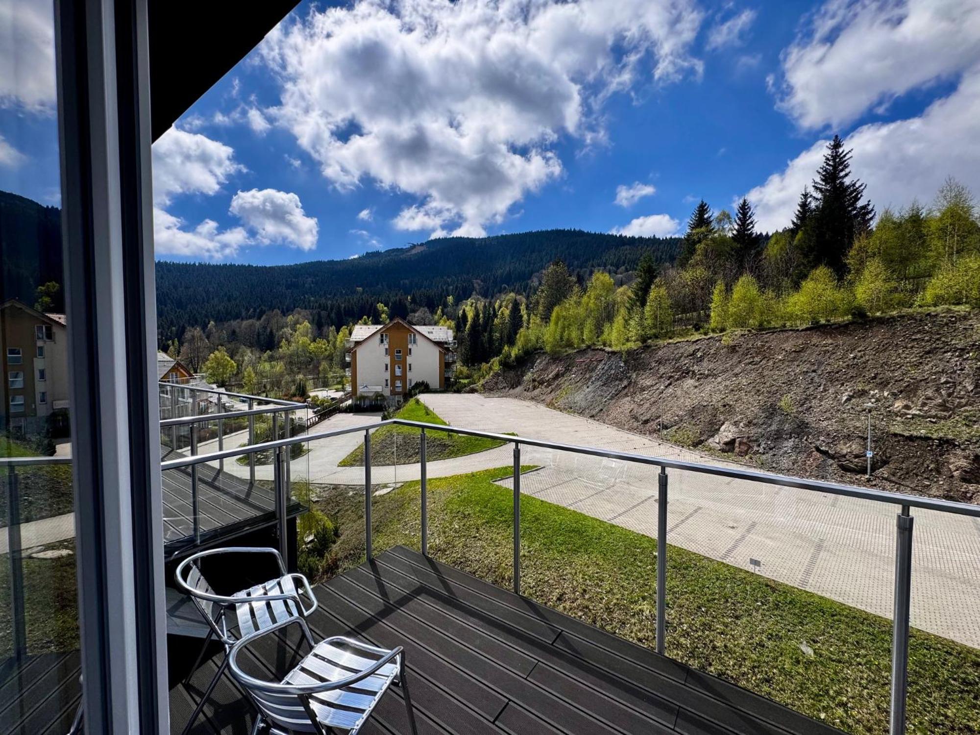 Sw Apartamenty Czarna Gora Heudorf Exterior foto